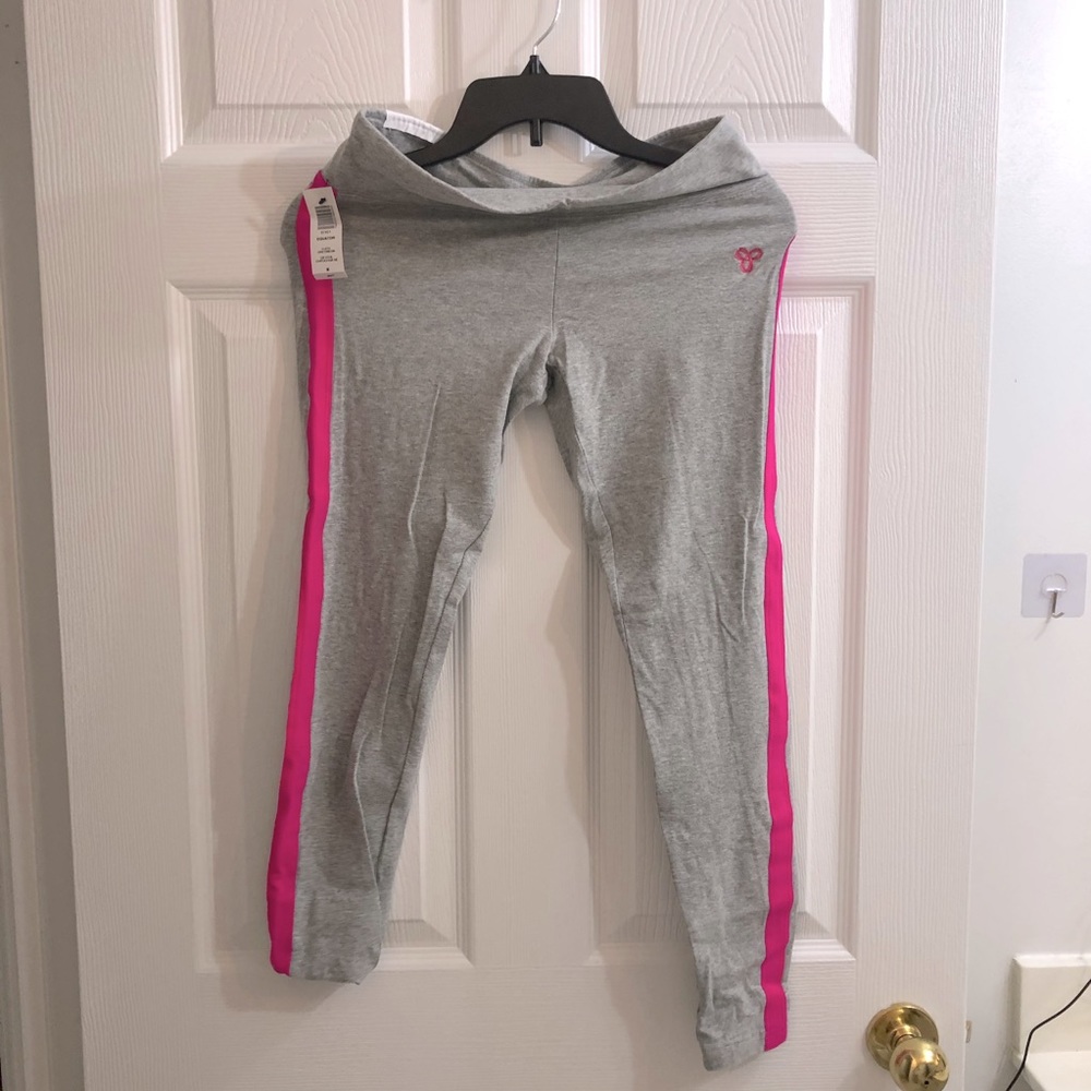 Brand new Aritzia (TNA) leggings
